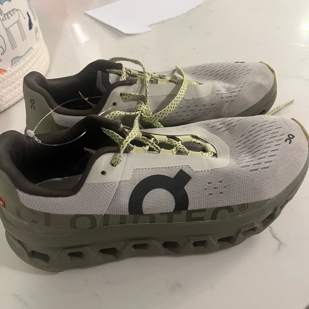 On Running Cloudtec Shoes - Gray and Green